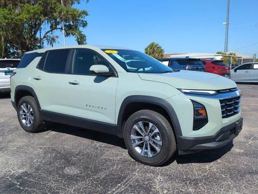 Green 2025 Chevrolet Equinox LT