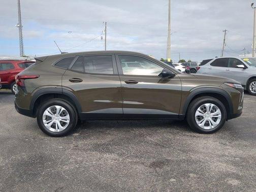 2024 Chevrolet Trax LS