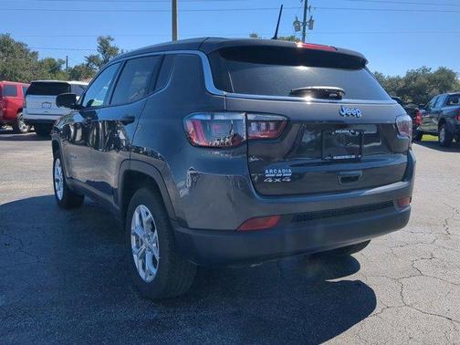 2024 Jeep Compass Sport