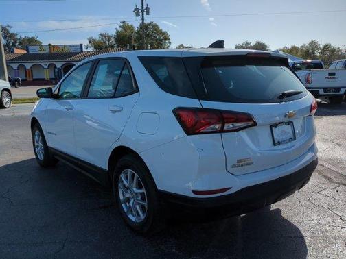 2022 Chevrolet Equinox LS