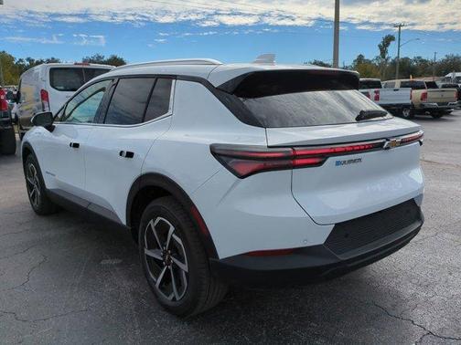 2026 Chevrolet Equinox EV LT 2