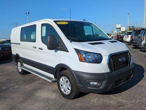 2024 Ford Transit-250 