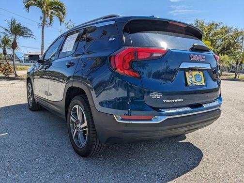 2021 GMC Terrain SLT