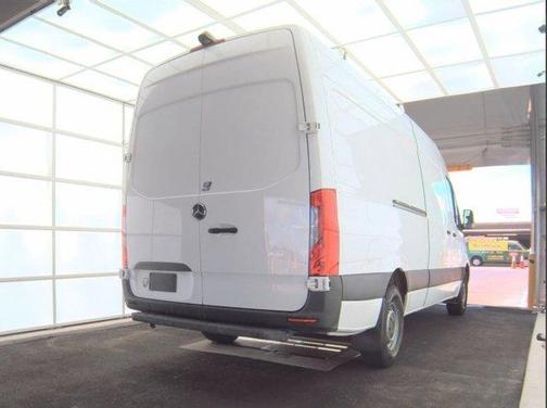 2021 Mercedes-Benz Sprinter 2500 