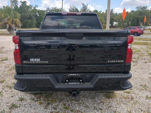 2025 Chevrolet Silverado 1500 Custom