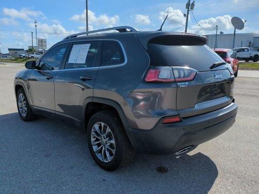 Granite Crystal Clearcoat Metallic 2021 Jeep Cherokee Latitude Lux