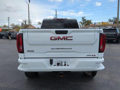 2023 GMC Sierra 2500 AT4