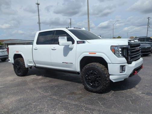 2023 GMC Sierra 2500 AT4