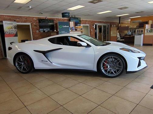 Arctic White 2026 Chevrolet Corvette Z06