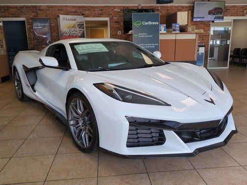 Arctic White 2026 Chevrolet Corvette Z06