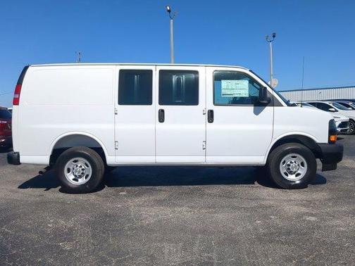 2025 Chevrolet Express 2500 Work Van