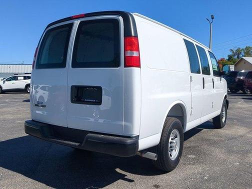 2025 Chevrolet Express 2500 Work Van