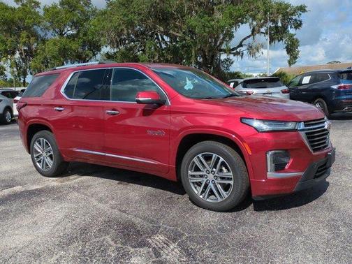 Radiant Red 2023 Chevrolet Traverse High Country