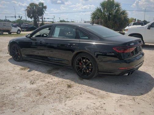 2022 Audi S8 4.0T quattro