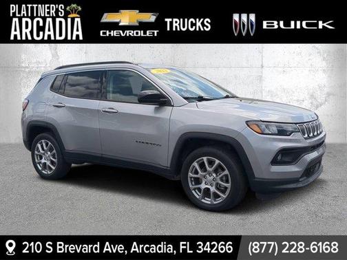 2022 Jeep Compass Latitude Lux