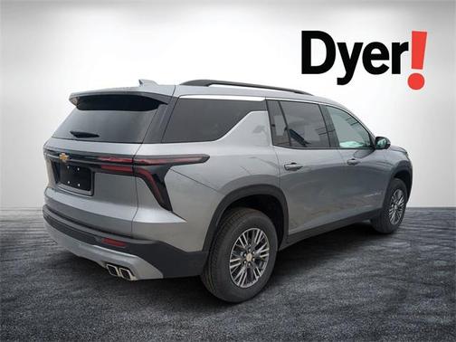 2025 Chevrolet Traverse LT