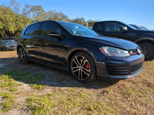 2017 Volkswagen Golf GTI 2.0T S 4-Door