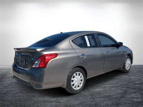2017 Nissan Versa 1.6 SV