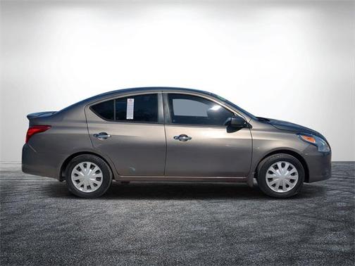 2017 Nissan Versa 1.6 SV
