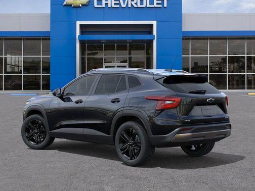 Mosaic Black Metallic 2026 Chevrolet Trax FWD ACTIV