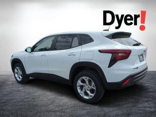 Summit White 2026 Chevrolet Trax LS