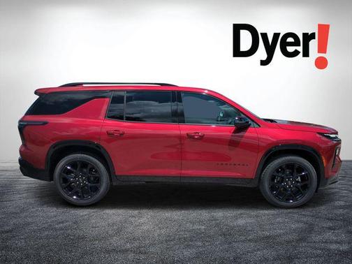 Radiant Red Tintcoat 2026 Chevrolet Traverse RS