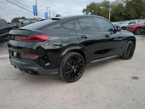 2022 BMW X6 xDrive40i