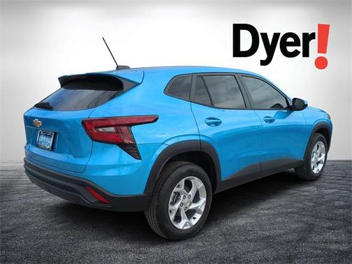 2025 Chevrolet Trax LS