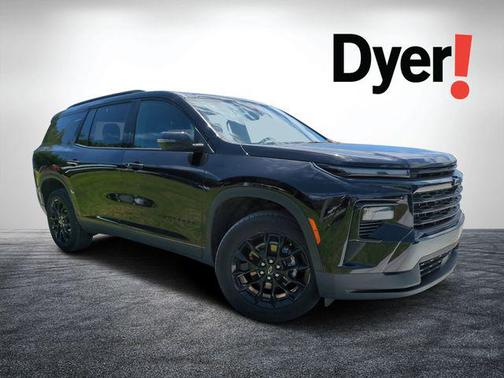 Mosaic Black Metallic 2025 Chevrolet Traverse LT