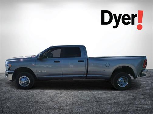 2024 RAM 3500 Big Horn Crew Cab 4x4 8' Box