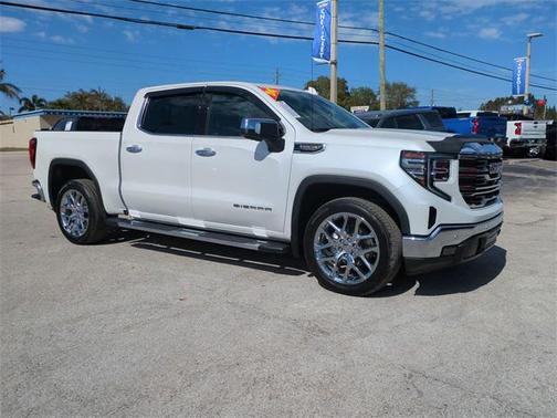 2024 GMC Sierra 1500 SLT