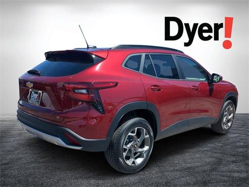 2025 Chevrolet Trax LT