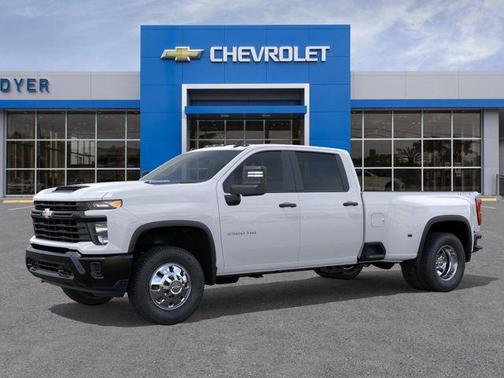 Summit White 2026 Chevrolet Silverado 3500 WT