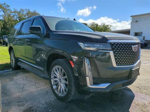2022 Cadillac Escalade ESV Premium Luxury