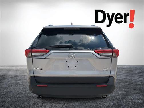 2025 Toyota RAV4 Hybrid XLE