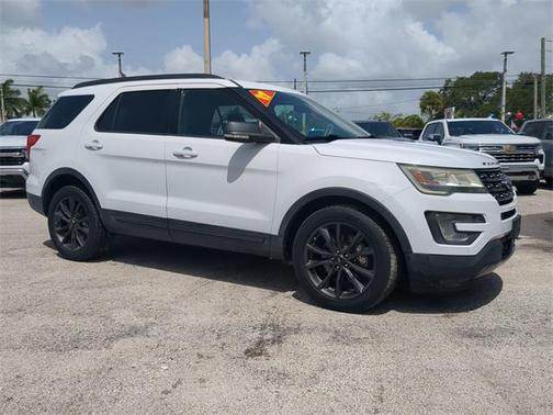 2017 Ford Explorer XLT