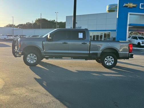 Carbonized Gray Metallic 2024 Ford F-250 XLT