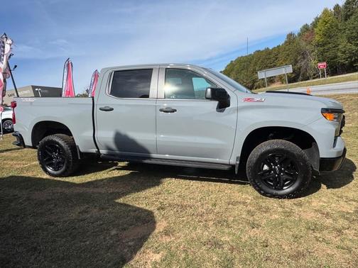 2024 Chevrolet Silverado 1500 Custom Trail Boss