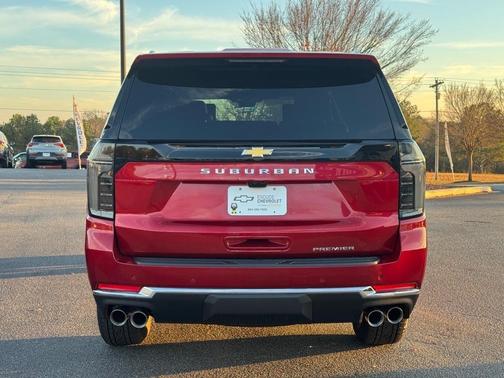 2025 Chevrolet Suburban Premier