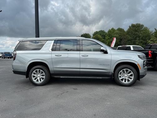 2025 Chevrolet Suburban Premier