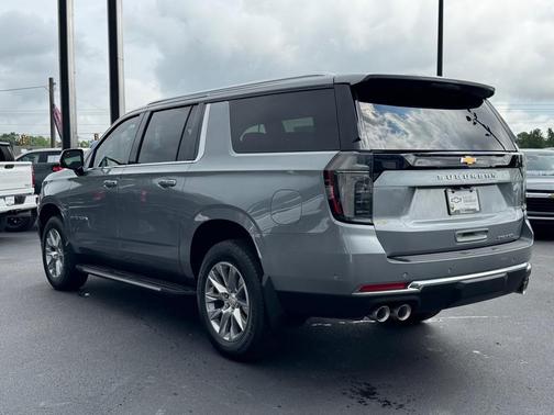 2025 Chevrolet Suburban Premier