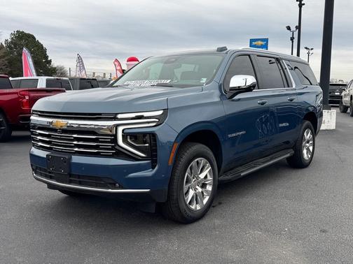 2025 Chevrolet Suburban Premier