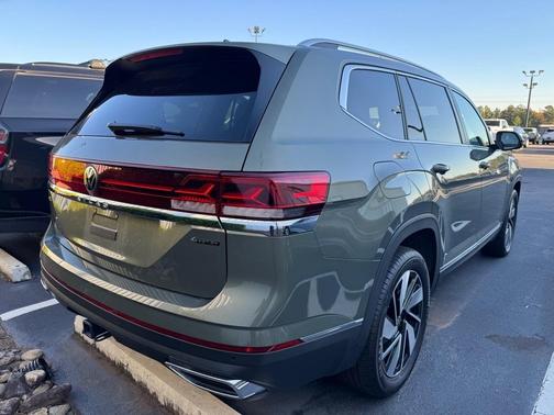 2025 Volkswagen Atlas 2.0T SEL