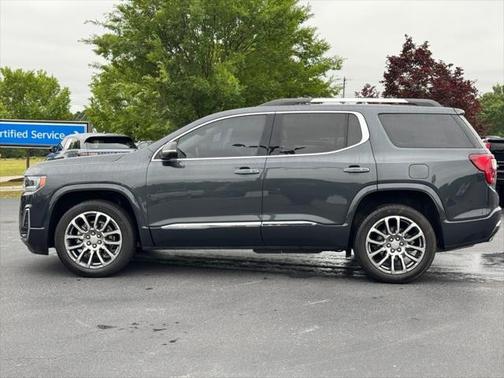 2022 GMC Acadia Denali