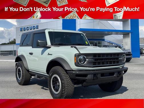 2023 Ford Bronco Base