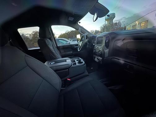 2025 Chevrolet Silverado 2500 Custom