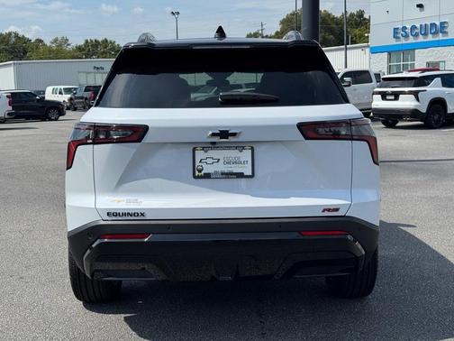 2026 Chevrolet Equinox FWD RS