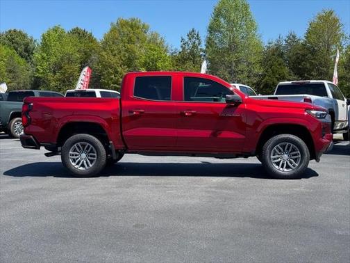 2025 Chevrolet Colorado LT