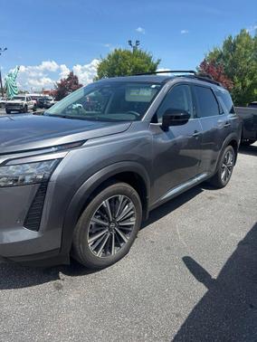 Gun Metallic 2026 Nissan Pathfinder Platinum