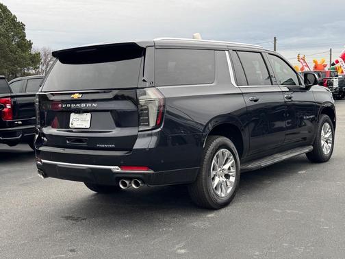 2025 Chevrolet Suburban Premier